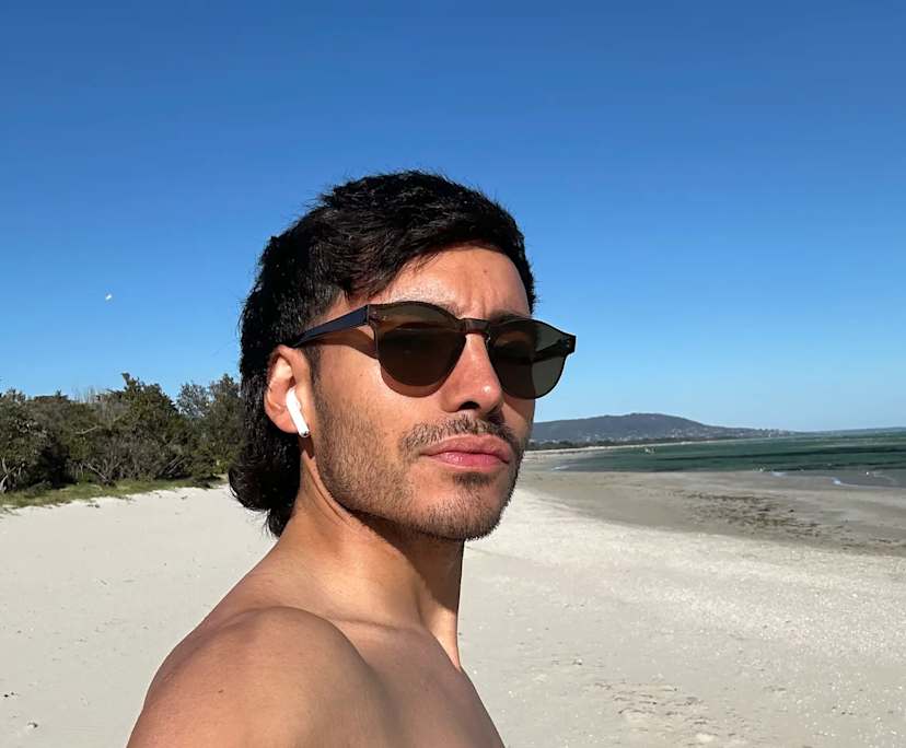 Gonzalo (30), $350, LGBTQIA+, Non-smoker, No pets, and No children