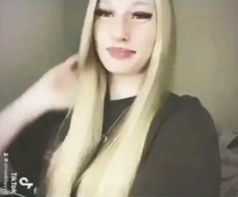 Chloe Thomson & Keith