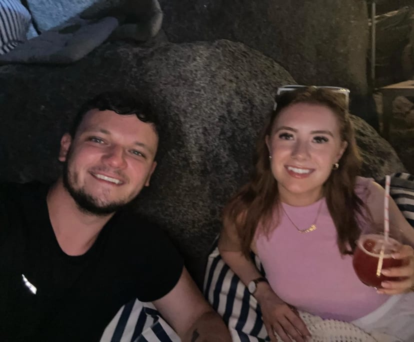 Sean (26) and Lauren (25), $400, 