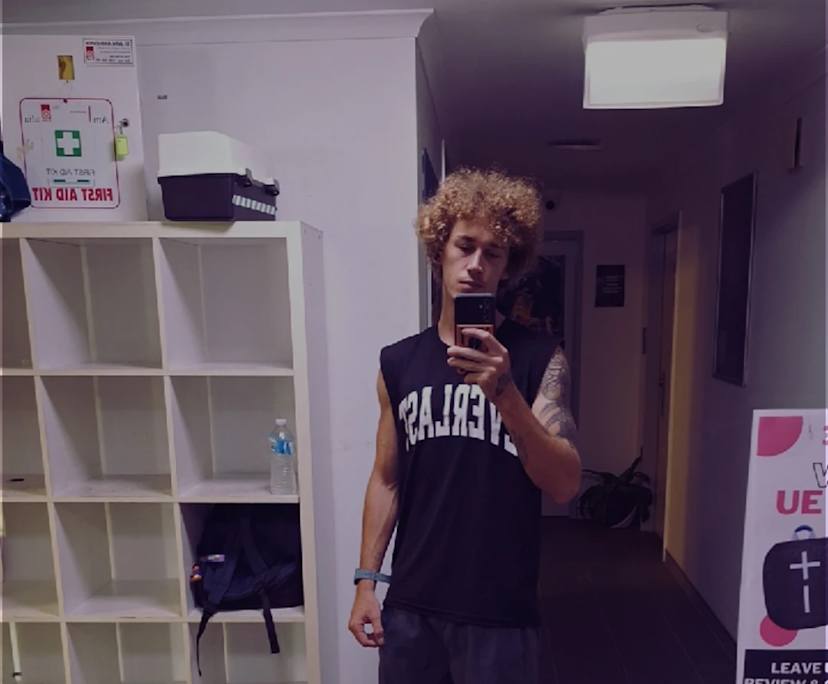 Bodhi (27), $320, Have pets, Smoker, and No children