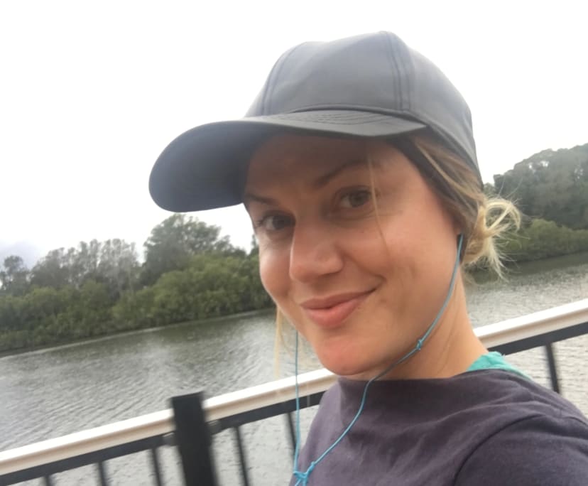 Ree (40), $300, Non-smoker, No pets, and No children