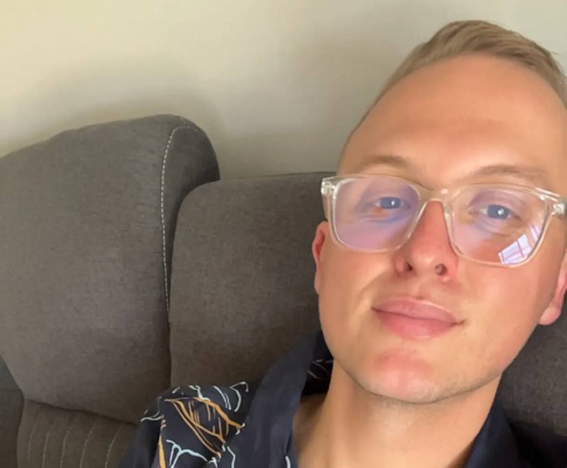 Hayden (26), $400, LGBTQIA+, Non-smoker, No pets, and No children