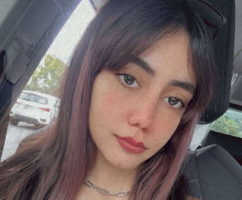 niloufar (22), $300, No pets, Non-smoker, and No children