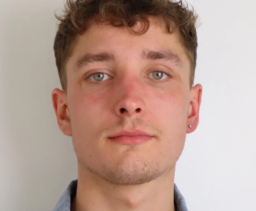 André