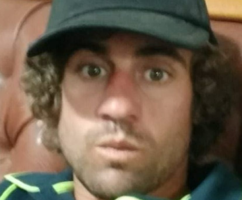 Jared (36), $500, Non-smoker, No pets, and No children