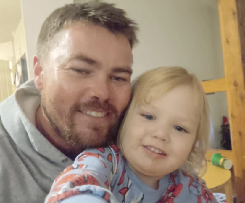 Ben (30), $400, Non-smoker, Have children, and No pets