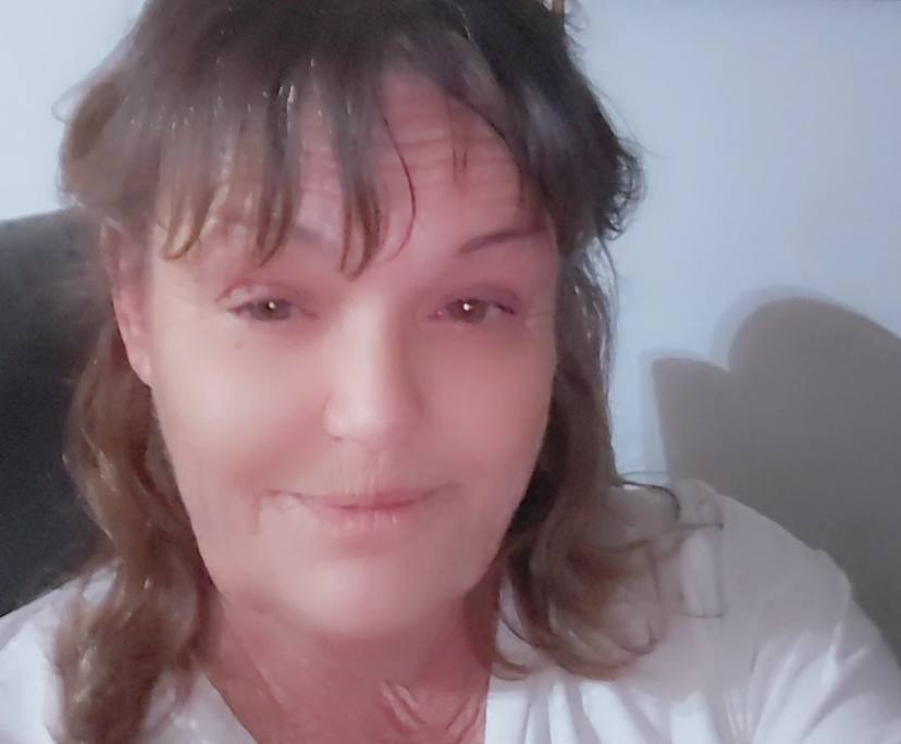 Belinda Masteika (63), $300, Have pets, Smoker, and No children