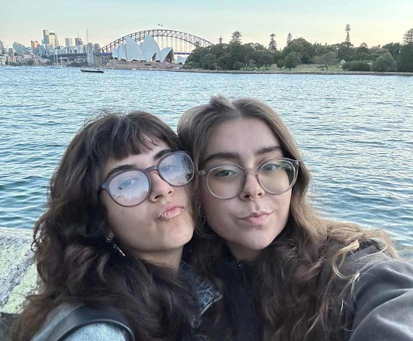 Gabrielle & Giovana