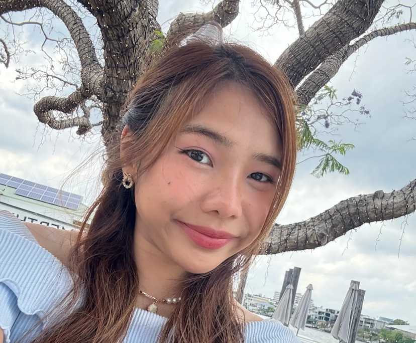 cindysue (26), $250, 