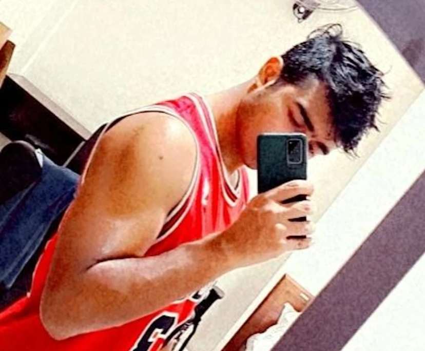 Arindam (24), $250, Non-smoker, No pets, and No children