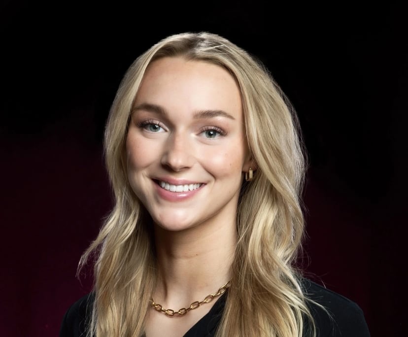 Jessica (26), $600, Non-smoker, No pets, and No children