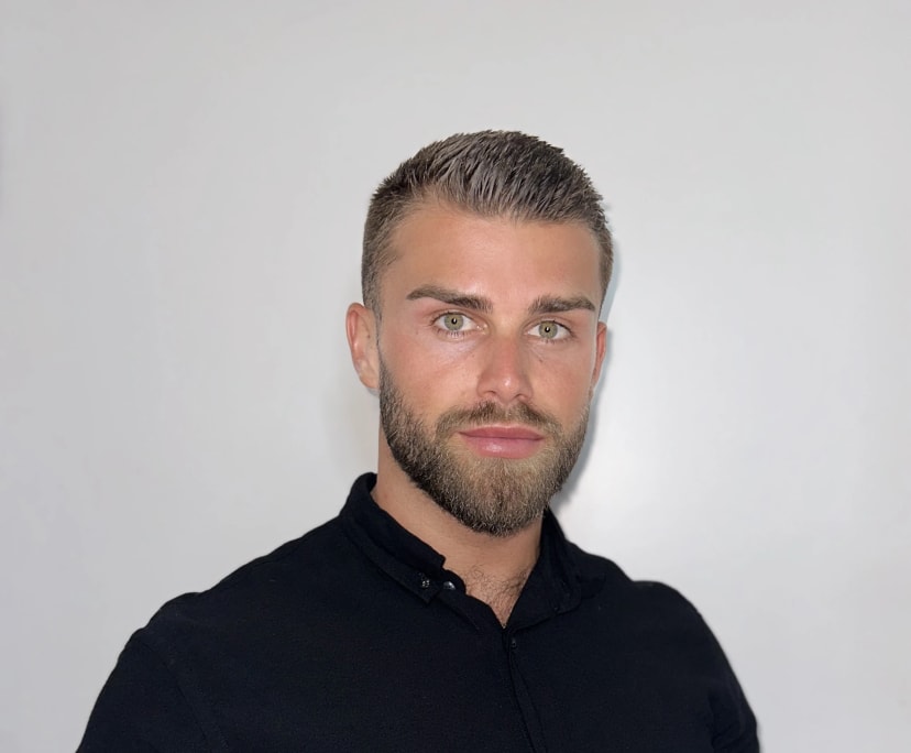 Tyson Paton (24), $200, LGBTQIA+, Non-smoker, No pets, and No children