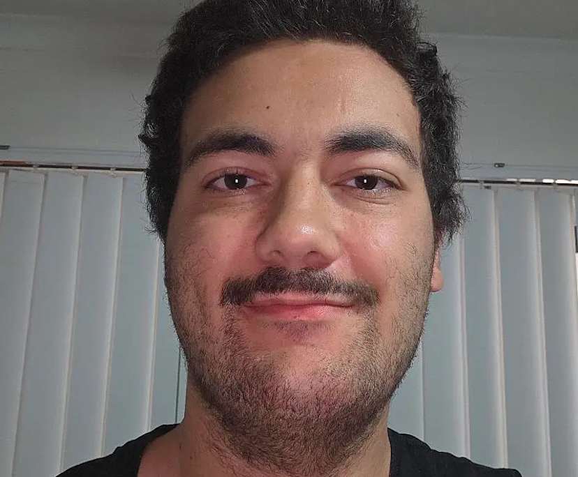 Jacob (22), $350, Non-smoker, No pets, and No children