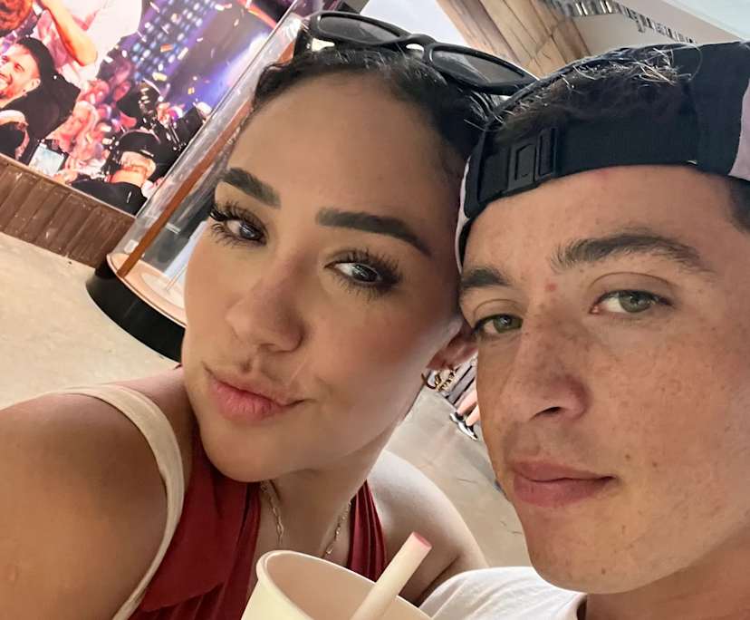 Ana (22) and Martin (25), $800, 