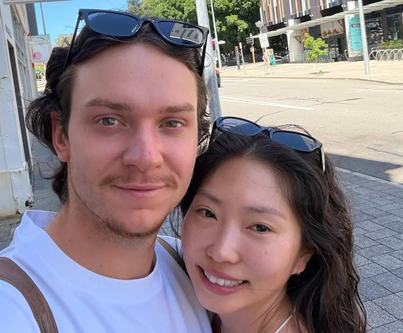 Go (27) and Regnier (26), $400, Non-smoker, No pets, and No children