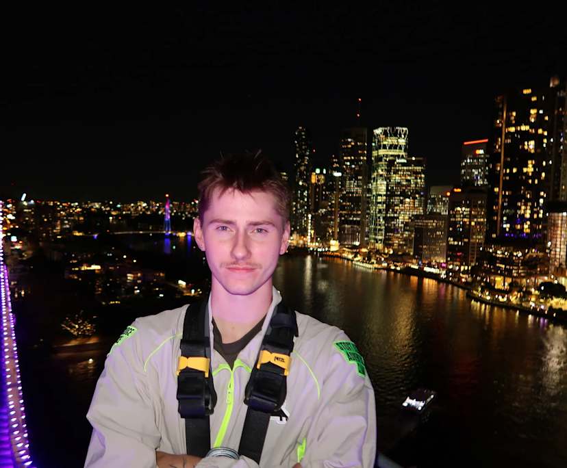 Mickey (22), $250, Have pets, Non-smoker, No children, and LGBTQIA+