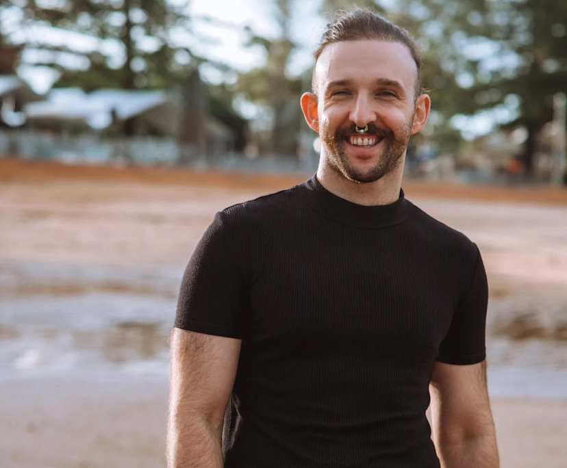 Kristian (33), $400, No pets, No children, and Non-smoker