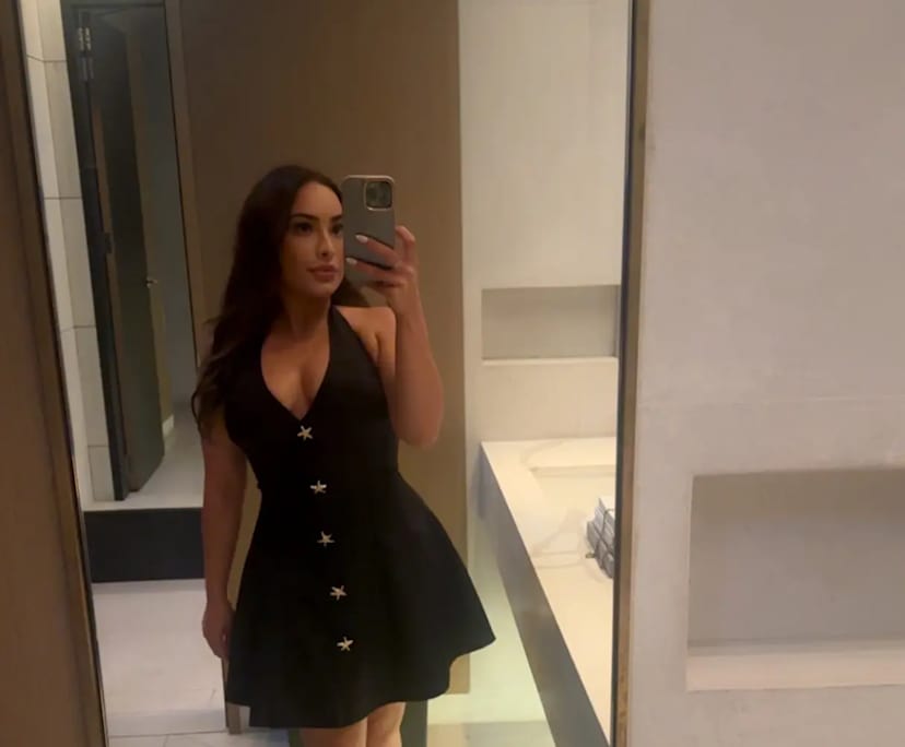 Anna-Maria (34), $350, Non-smoker, No pets, and No children