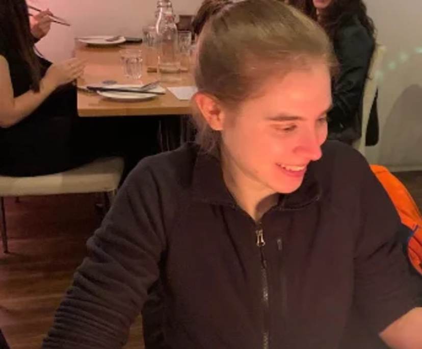 Ange (31), $450, No pets, No children, and Non-smoker