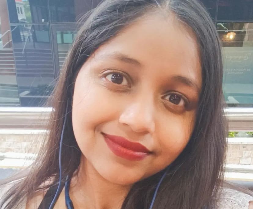 Gayatri (26), $280, Non-smoker, No pets, and No children