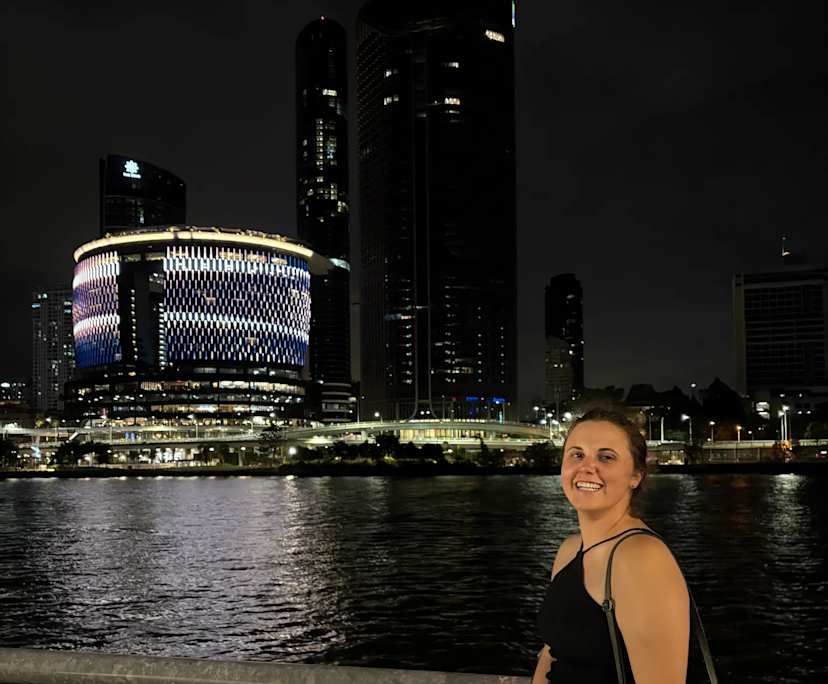 Liza (27), $250, LGBTQIA+, No pets, Non-smoker, and No children