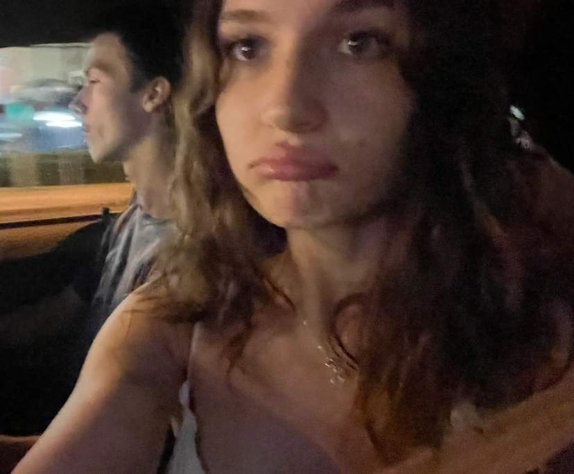 Gillian (20), $400, LGBTQIA+, Non-smoker, No pets, and No children