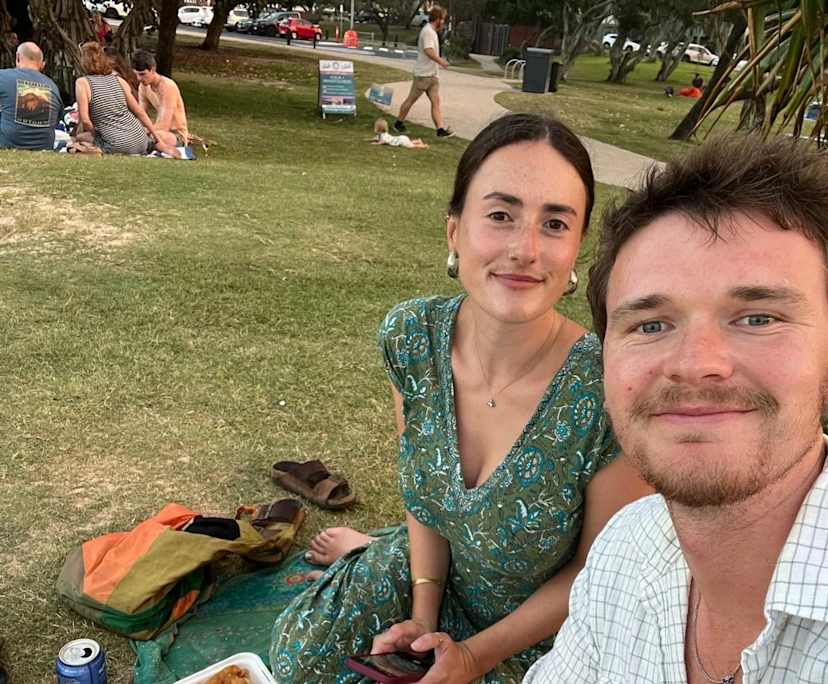 Michael (27) and Eliza (24), $300, 