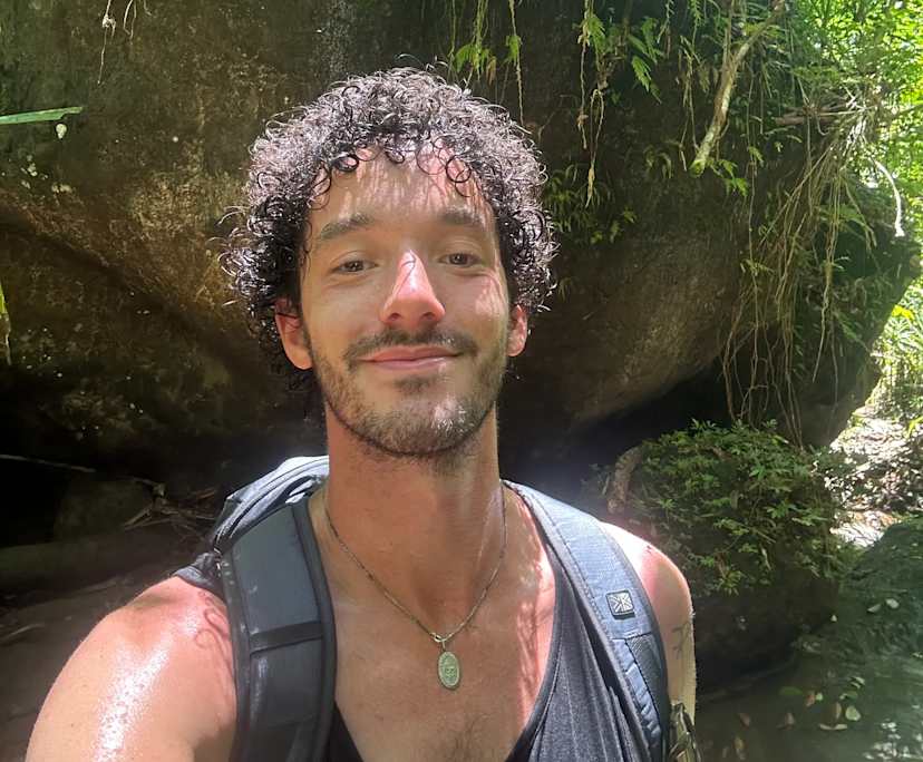 Luke (34), $300, LGBTQIA+, Non-smoker, No pets, and No children