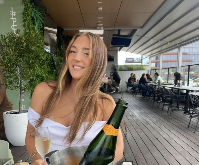 Zoe