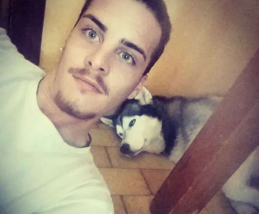 Matteo (29), $250, Smoker, No pets, and No children