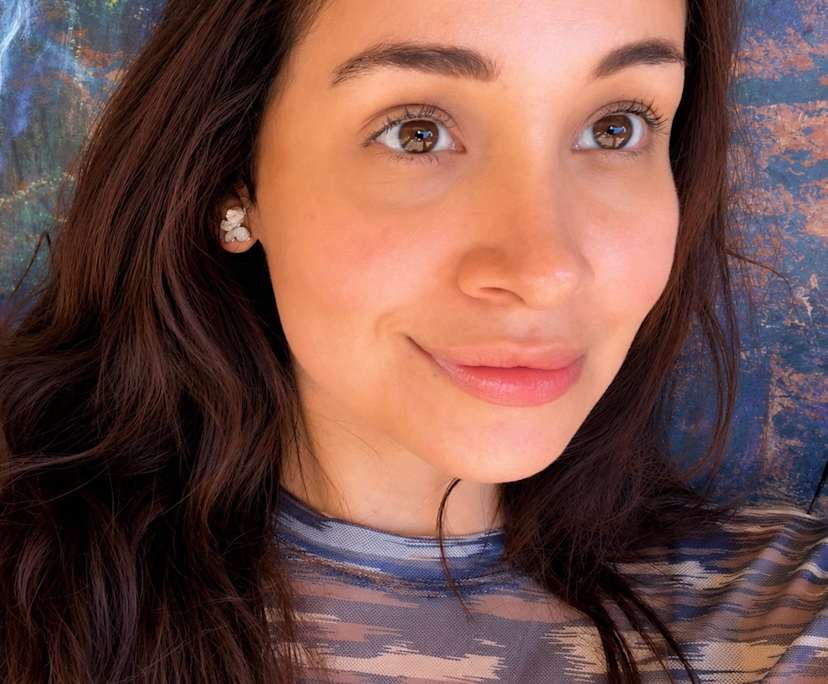 Karla (32), $350, Non-smoker, No pets, and No children