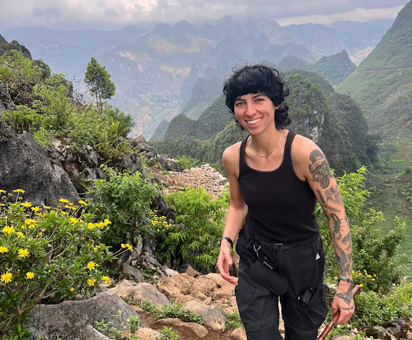 Cat (30) and Hailey (29), $300, LGBTQIA+, Non-smoker, No pets, and No children