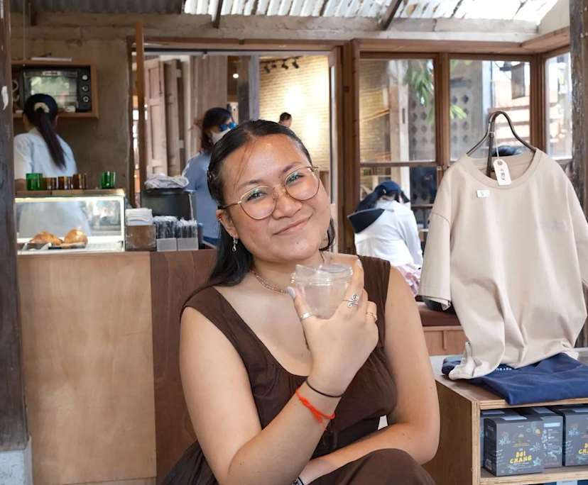 Lara (24), $350, 