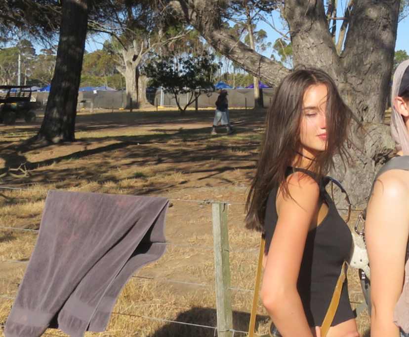 Jasmin (22), $300, LGBTQIA+, Non-smoker, No pets, and No children