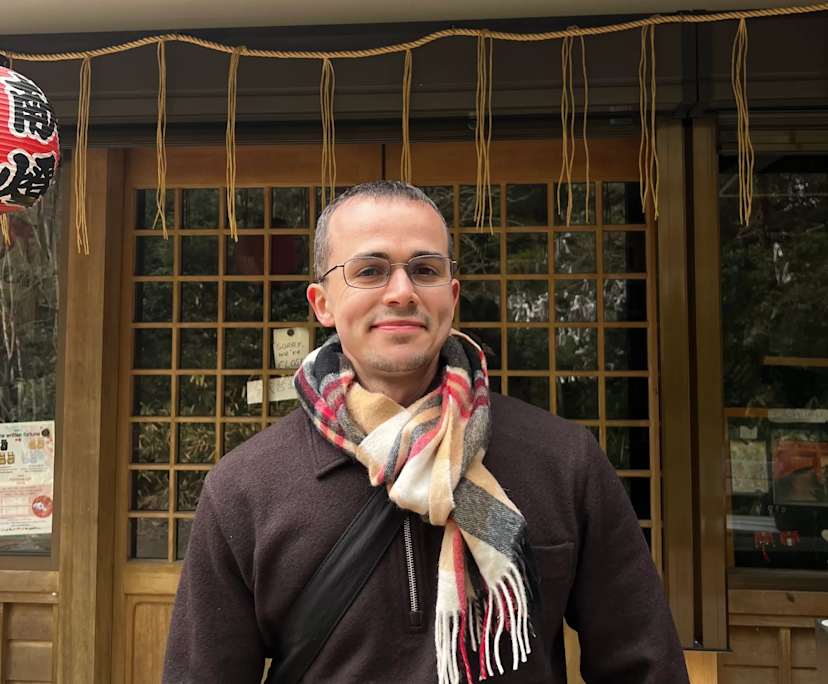 Alex (30), $250, Non-smoker, No pets, and No children