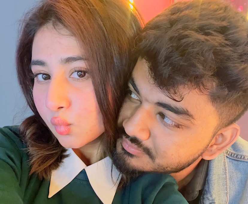 Md Shariar Hossain (23) and Anika Rahman (22), $250, 