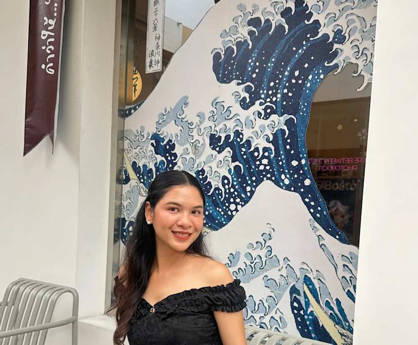 Naphatsorn (27), $300, 