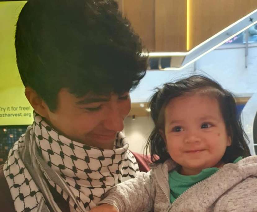 Ziad (19), $320, Smoker, No pets, and No children