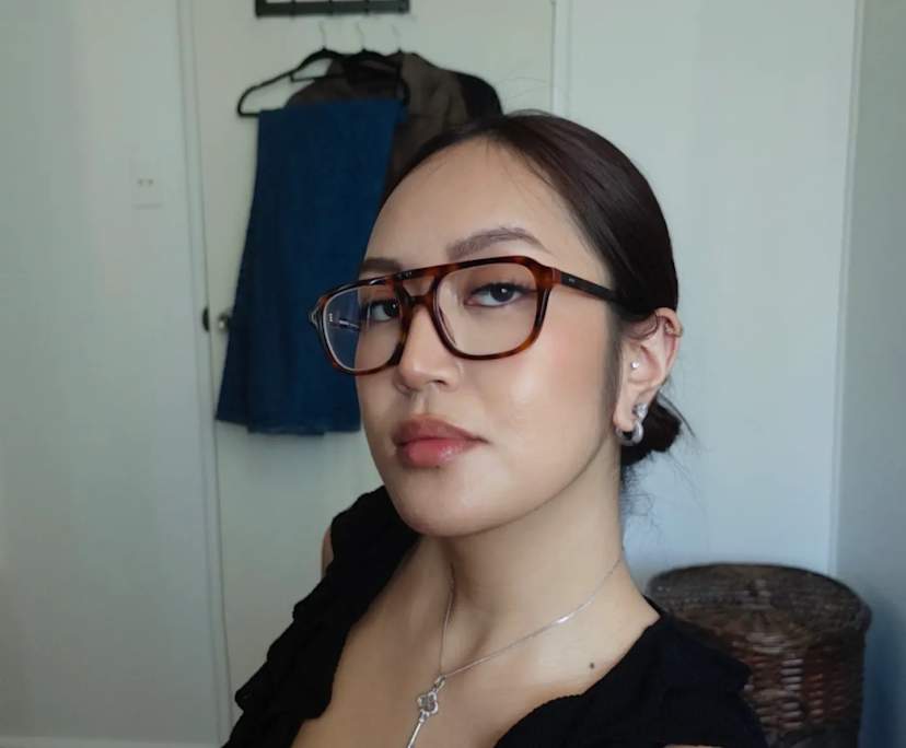 Eurielle (25), $400, Non-smoker, Have children, and No pets