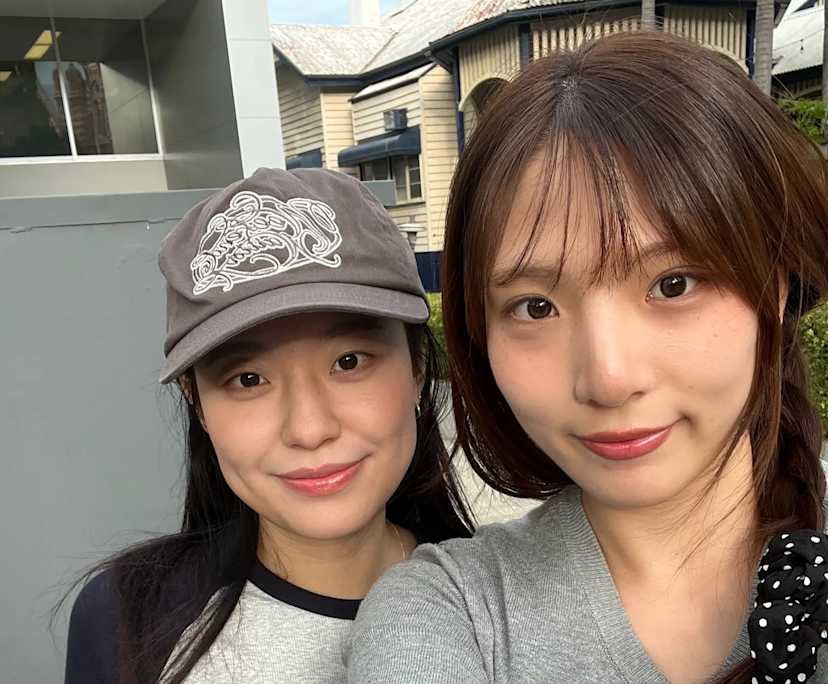 JIYEON (23) and Suah (23), $350, 