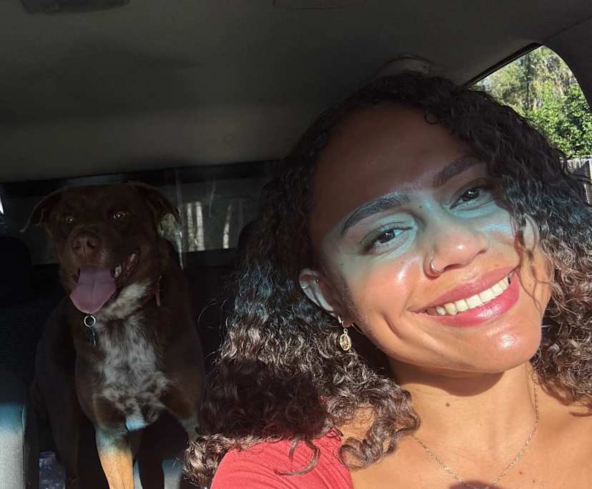 Nadine (25), $300, No pets, Non-smoker, and No children