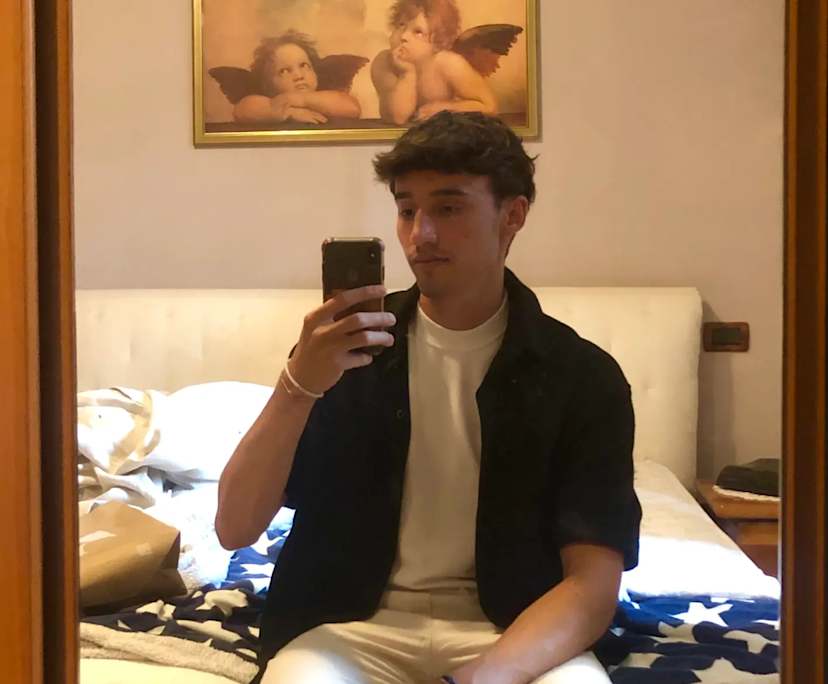 Simone