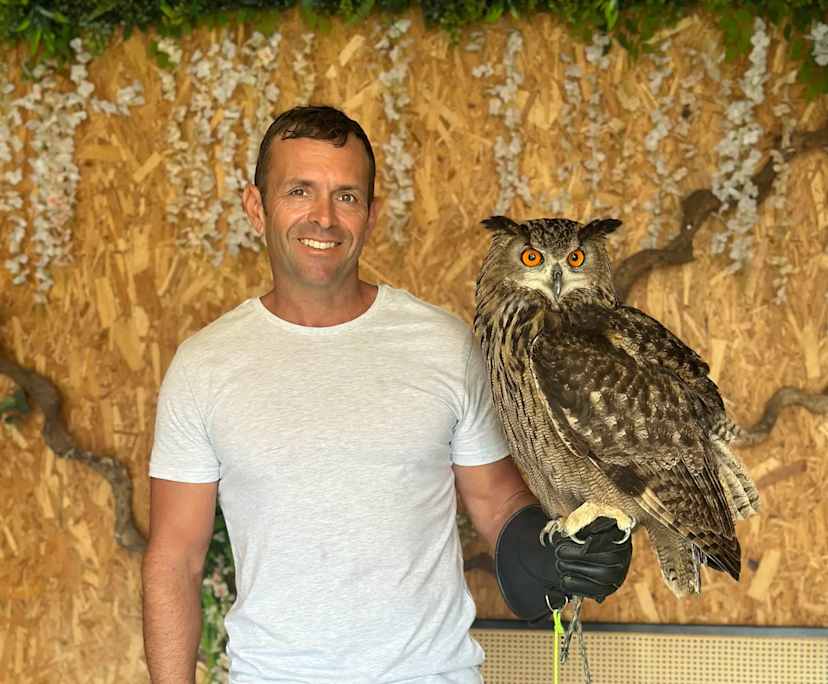 Ben (44), $500, No children, No pets, and Non-smoker