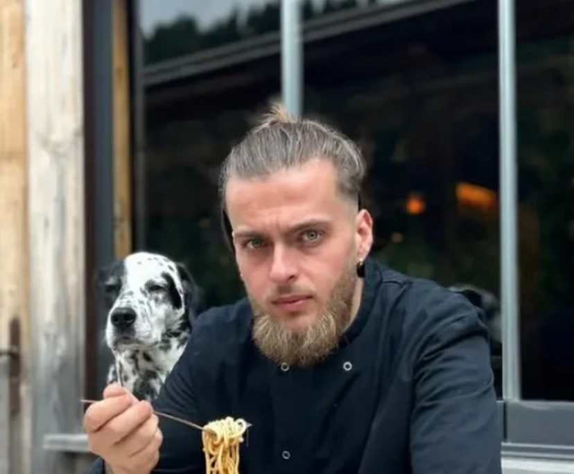 Thomas (24), $300, Smoker, No pets, and No children