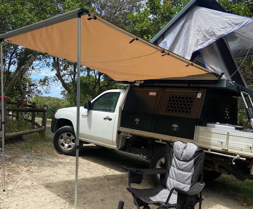 Charlotte (22), $300, No pets, Non-smoker, and No children