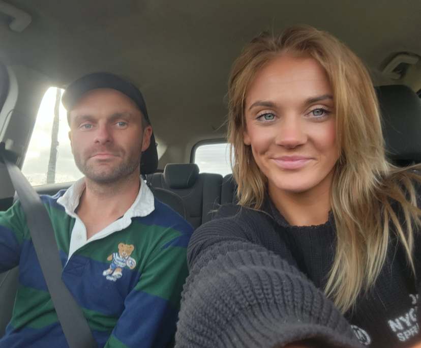 Courtney (28) and Nick (32), $350, Have pets, Non-smoker, and No children