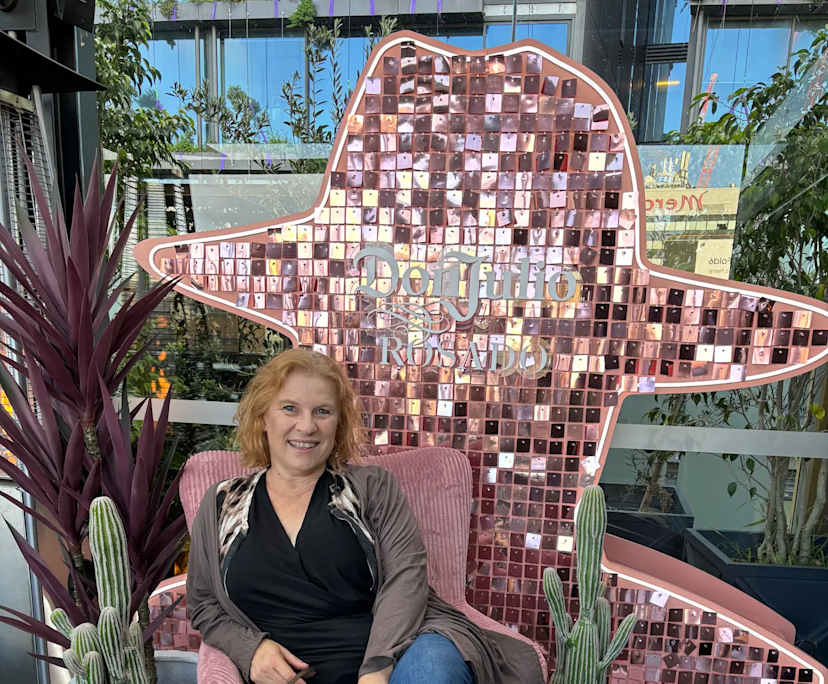 Michelle (58), $300, 