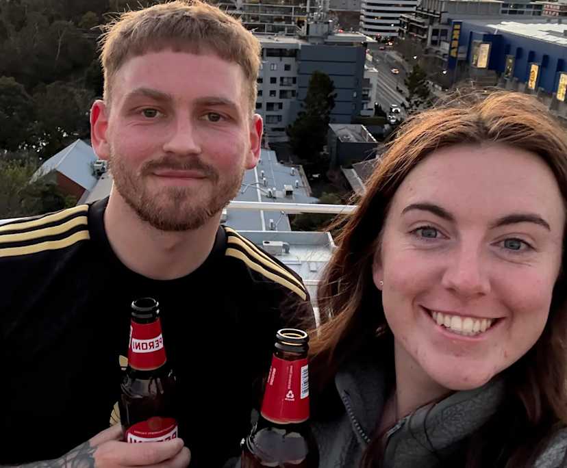 Lauren (24) and George (28), $600, Non-smoker, No pets, and No children
