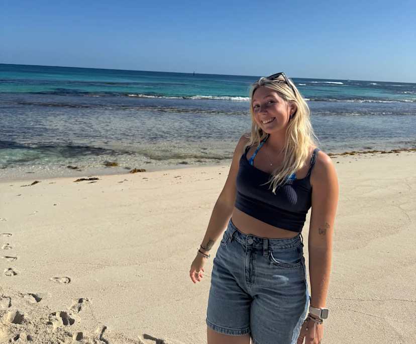 Leilani (23), $250, Non-smoker, No pets, and No children