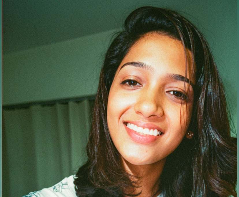 Akhila (27), $400, Non-smoker, No pets, and No children